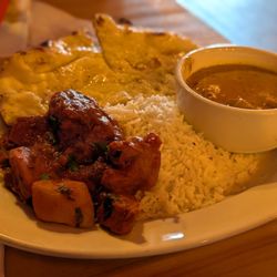 Taste Of The Himalayas -Point Loma - Vindaloo and Tiki Masala