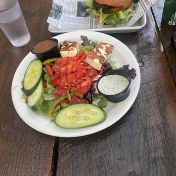 Zatar - Grilled Halloumi Salad Bello Burger - Middle Eastern Near Me - Brooklyn, New York Zatar - Grilled Halloumi Salad Bello Burger - Middle Eastern Near Me - Brooklyn, New York