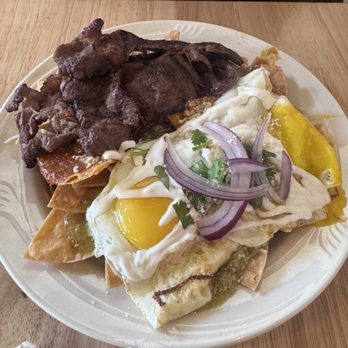 Cafe de la Abuela - Chilaquiles with Carne Asada. (To add CA it's $5) - Cafes Near Me - San Fernando, California