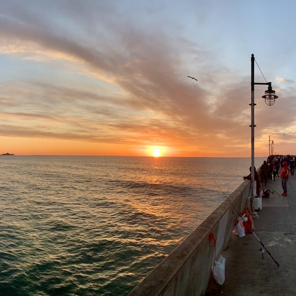 Pacifica Pier - Sunset, seagulls, fishing and crabbing - Beaches Near Me - Pacifica, California Pacifica Pier - Sunset, seagulls, fishing and crabbing - Beaches Near Me - Pacifica, California