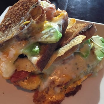 Yard House - Grilled cheese and tomato bisque - New American Near Me - Orlando, Florida Yard House - Grilled cheese and tomato bisque - New American Near Me - Orlando, Florida