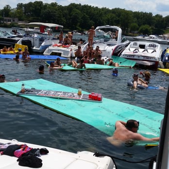 Captain Bob's Boat Rental & Charters - Boating Near Me - Osage Beach, Missouri