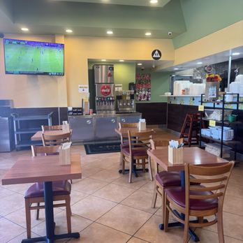Chicken Maison - Inside - Mediterranean Near Me - Fountain Valley, California