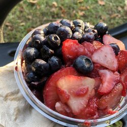 Playa Bowls - Pitaya and açai bowl