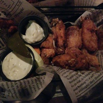 Rustik Tavern - Willoughby Wings... crunchy and seasoned well - American Near Me - Brooklyn, New York Rustik Tavern - Willoughby Wings... crunchy and seasoned well - American Near Me - Brooklyn, New York
