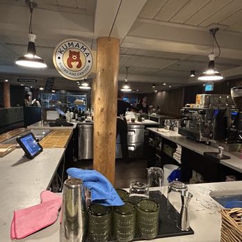 Pine Bungalows - Restaurant - Hotels Near Me - Jasper, Alberta