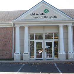 Girl Scouts Heart of the South - front entrance from parking lot