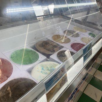 Salem Ice Cream Parlor - Ice cream with the dirty floor - Ice Cream & Frozen Yogurt Near Me - Salem, Virginia Salem Ice Cream Parlor - Ice cream with the dirty floor - Ice Cream & Frozen Yogurt Near Me - Salem, Virginia