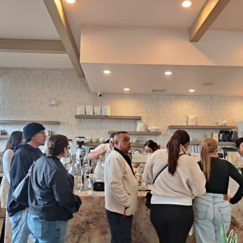 Morning Lobby - inside - Coffee & Tea Near Me - San Jose, California