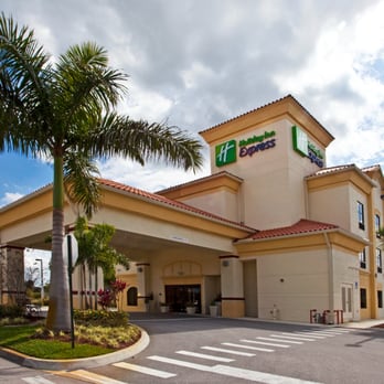 Holiday Inn Express Stuart - Hotels Near Me - Stuart, Florida Holiday Inn Express Stuart - Hotels Near Me - Stuart, Florida