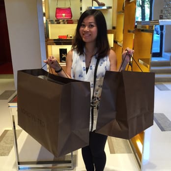 Louis Vuitton - Super size bags- happy me!! - Luggage Near Me - Paris, 75 Louis Vuitton - Super size bags- happy me!! - Luggage Near Me - Paris, 75