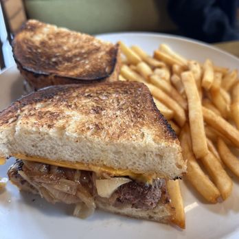 Sunny Side Solana - Patti's Meltdown ($17) - Breakfast & Brunch Near Me - Solana Beach, California Sunny Side Solana - Patti's Meltdown ($17) - Breakfast & Brunch Near Me - Solana Beach, California