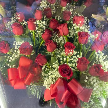 Pulido's Flowers & Gifts - Florists Near Me - Arleta, California Pulido's Flowers & Gifts - Florists Near Me - Arleta, California