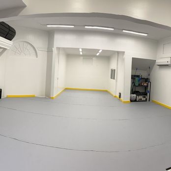 SilverFox Jiu-Jitsu - Clean mat space. - Brazilian Jiu-jitsu Near Me - Wahiawa, Hawaii SilverFox Jiu-Jitsu - Clean mat space. - Brazilian Jiu-jitsu Near Me - Wahiawa, Hawaii