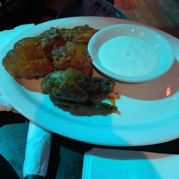 Los Camaradas - Buffalo wings - Mexican Near Me - Philadelphia, Pennsylvania
