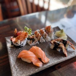 Godzila Roll Saki Unagi Godzila Roll Saki Unagi