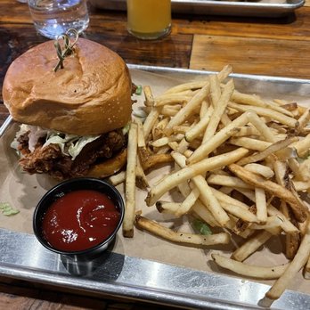 Roadhouse Pub & Eatery - nashville hot chicken sandwich - Gastropubs Near Me - Jackson, Wyoming