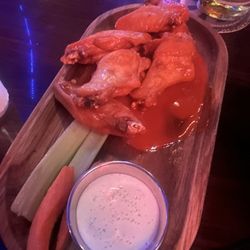 Cocky Bull Grill - Buffalo wings with ranch!  So good!  Nice and crispy.  Great flavor