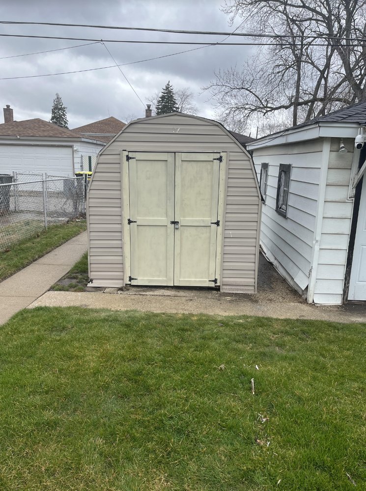 Slide of Flo Bon Services