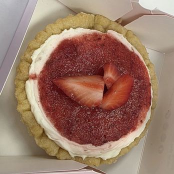 Crumbl - Chandler - Bakeries Near Me - Chandler, Arizona Crumbl - Chandler - Bakeries Near Me - Chandler, Arizona