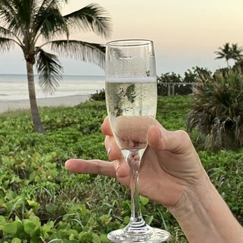 Delray Sands Resort - Hotels Near Me - Highland Beach, Florida