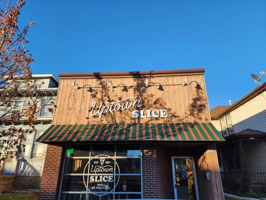 Uptown Slice by null