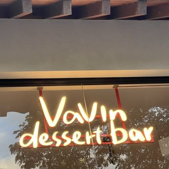 Vavin Dessert Bar - Bakeries Near Me - Honolulu, Hawaii Vavin Dessert Bar - Bakeries Near Me - Honolulu, Hawaii