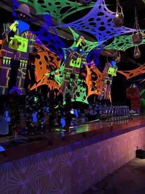 Tree House Chicago by null