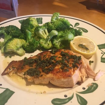 Olive Garden Italian Restaurant - Herb crusted salmon - a bit dry; special request yours medium rare to avoid this - Italian Near Me - Spring, Texas