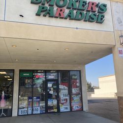 Smokers Paradise - Smokers Paradise