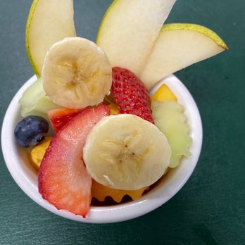 Garretts Mill Diner - a bowl of fruit - Breakfast & Brunch Near Me - Stow, Ohio