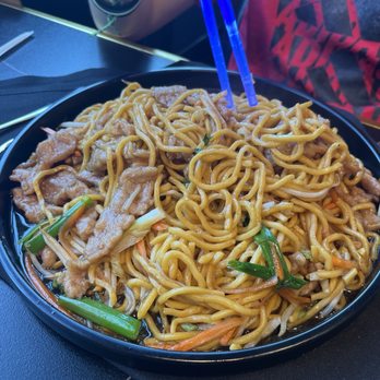 Mr Wok - Beef lo mein - Seafood Near Me - Rogers, Arkansas