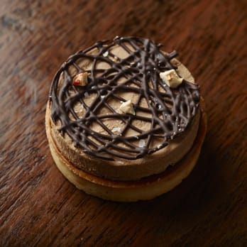 Roselle - caramel+tart - Bakeries Near Me - Toronto, Ontario