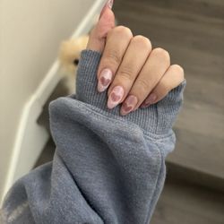 Happy Feet Nails