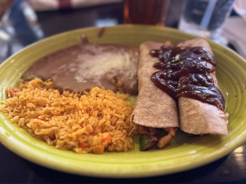 Social spots from Mexican Restaurant Jalisco