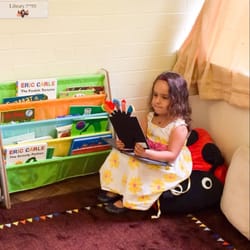 Aleph Bet Academy - Reading Area