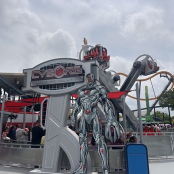 Six Flags Fiesta Texas - Amusement Parks Near Me - San Antonio, Texas