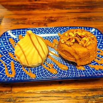 Perol Artisanal Carnitas - Dessert - Wine Bars Near Me - El Paso, Texas Perol Artisanal Carnitas - Dessert - Wine Bars Near Me - El Paso, Texas