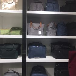 Tumi Outlet