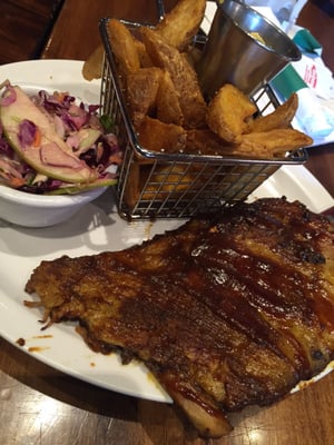 Dusty's Bar & BBQ by null