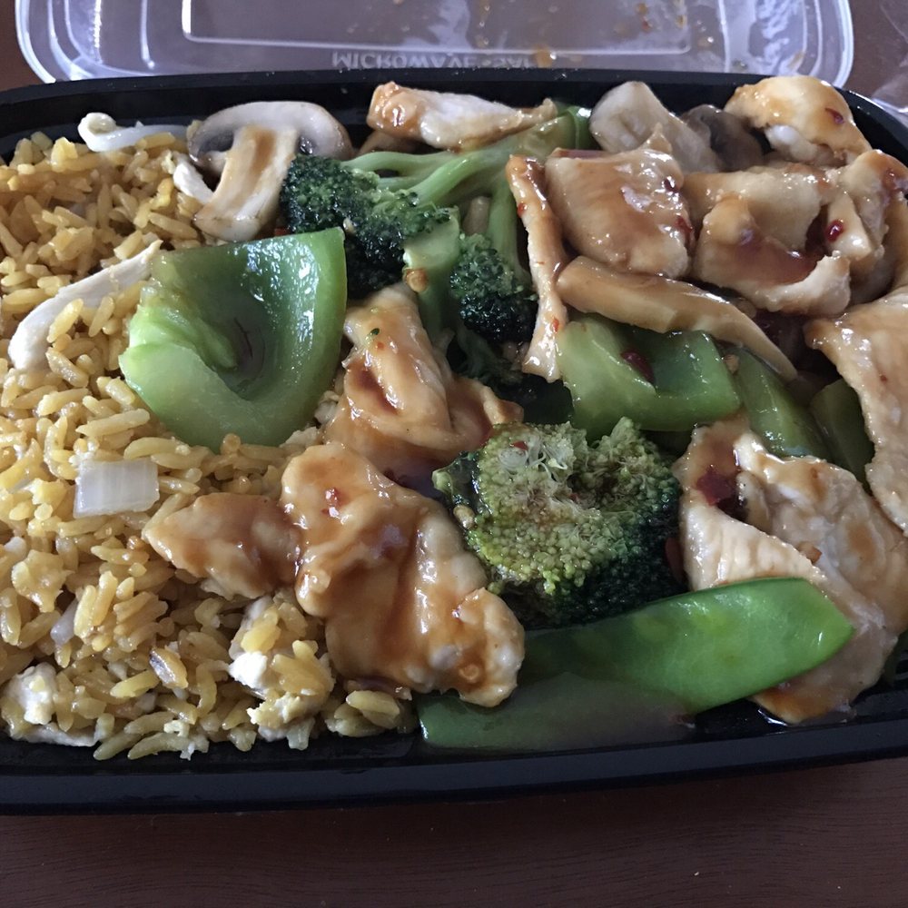 CJ Chan - Chicken with garlic sauce. - Japanese Near Me - Dayton, Ohio CJ Chan - Chicken with garlic sauce. - Japanese Near Me - Dayton, Ohio