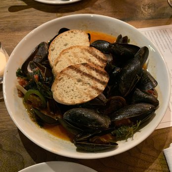 Oak + Almond - P.E.I. Blue Lip Mussels - New American Near Me - Norwalk, Connecticut Oak + Almond - P.E.I. Blue Lip Mussels - New American Near Me - Norwalk, Connecticut