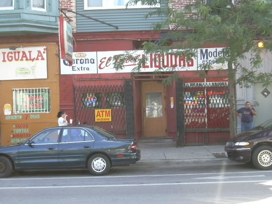 El Trebol Liquors & Bar by null