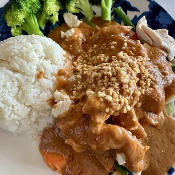 Charm Thai - Thai Near Me - Sacramento, California Charm Thai - Thai Near Me - Sacramento, California