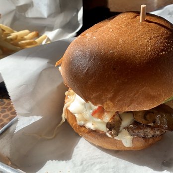 Blvd Brgr - Mushroom BRGR - Burgers Near Me - Camarillo, California