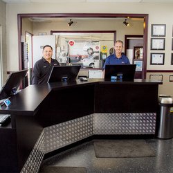 Automotive Instincts - We are ready to greet you with a smile!