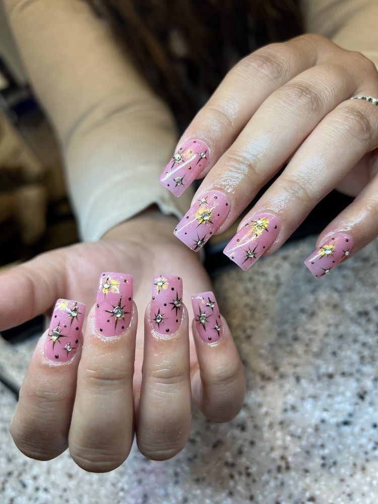 ELEGANT NAILS Updated October 2024 20 Photos & 29 Reviews 4800