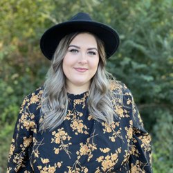 Kelly Nicole Hair - Our newest stylist Felicia