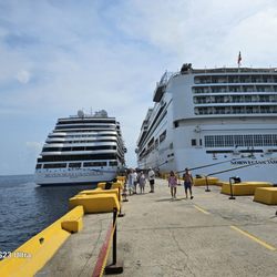 Expedia CruiseShipCenters - Luxury vs quantity