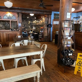 Muddy Buck Coffee House - Inside seating - Coffee Roasteries Near Me - Evergreen, Colorado Muddy Buck Coffee House - Inside seating - Coffee Roasteries Near Me - Evergreen, Colorado